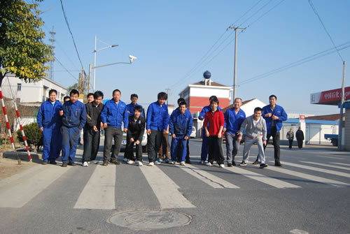 上海滬工閥門廠第二屆職工運(yùn)動會男子3000米(公路)比賽(圖13)