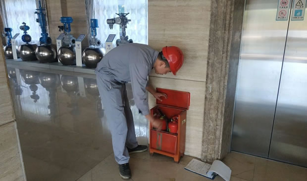 上海滬工閥門廠組織開展消防演練與安全大檢查活動(dòng)(圖6)