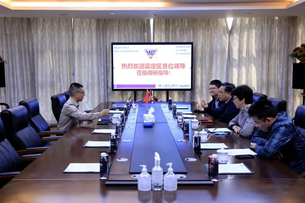 嘉定區(qū)委常委、組織部部長(zhǎng)姚衛(wèi)華蒞臨上海滬工閥門(mén)廠(集團(tuán))有限公司開(kāi)展走訪調(diào)研工作(圖4)